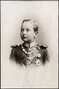 Retrato del Príncipe August Wilhelm de Prusia (1887-1949) de French Photographer